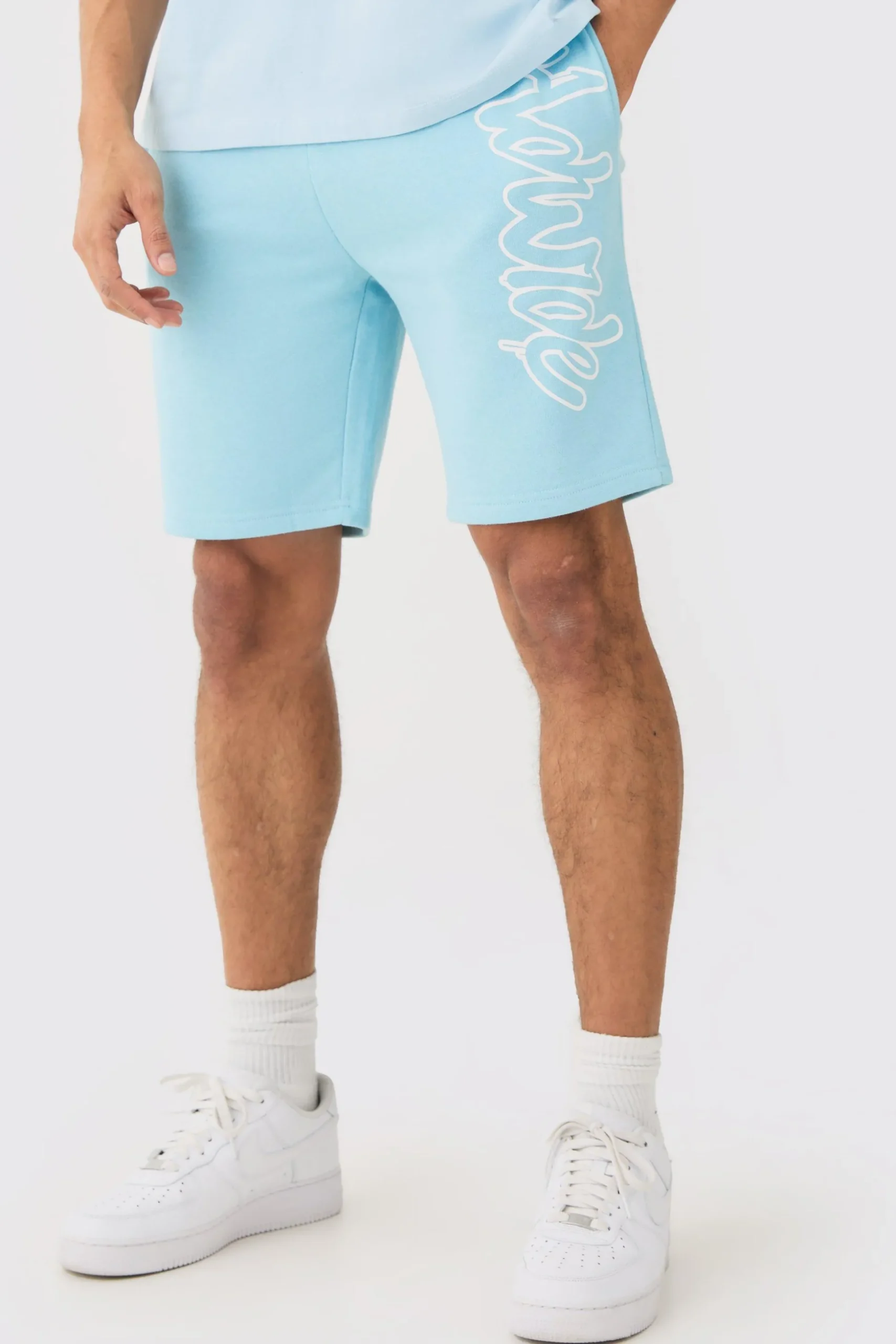 Loose Fit Worldwide Print Short | BoohooMAN UK