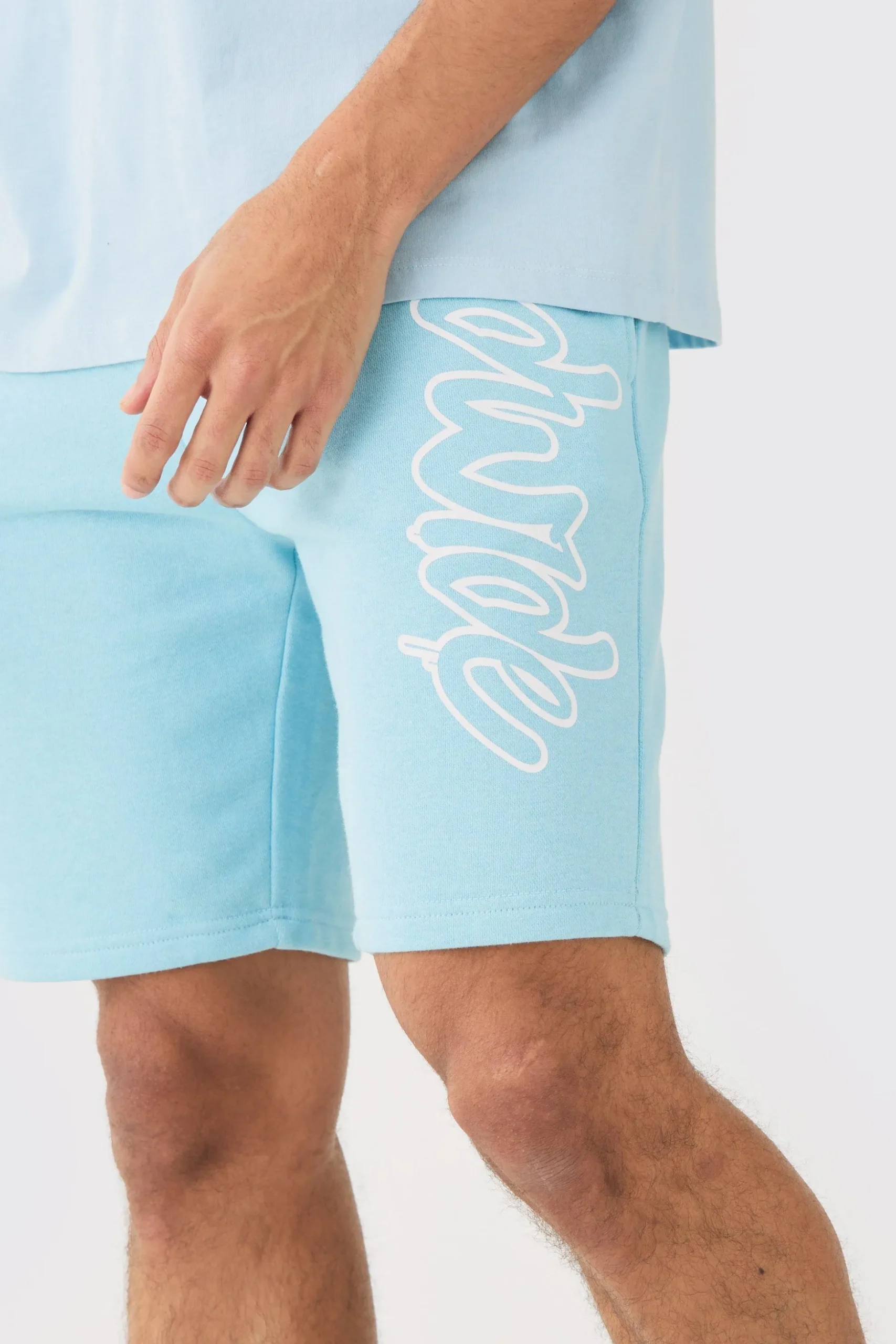 Loose Fit Worldwide Print Short | BoohooMAN UK