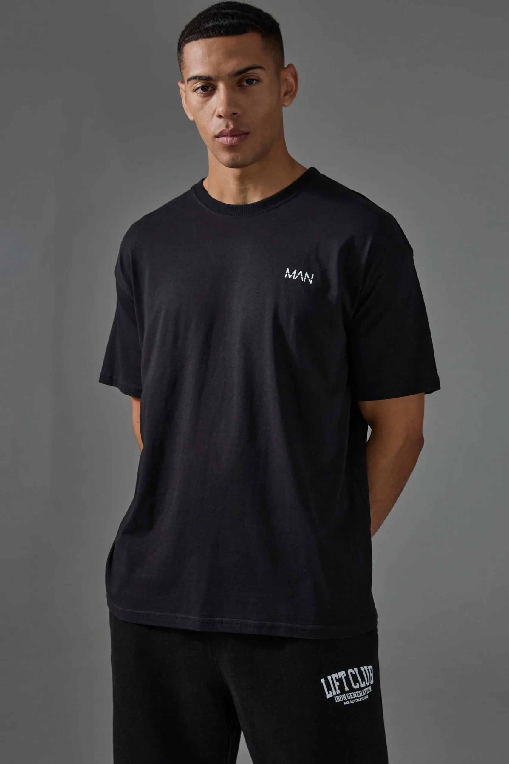Man Active Athletic Oversized T-shirt | BoohooMAN UK