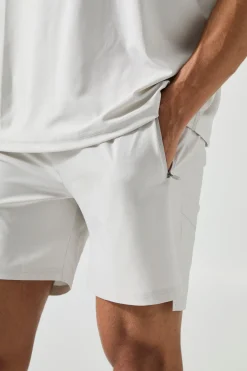 Man Active Camo 5inch 2 In 1 Short | BoohooMAN UK