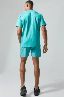 Man Active Camo 5inch Short | BoohooMAN UK