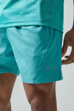 Man Active Camo 5inch Short | BoohooMAN UK