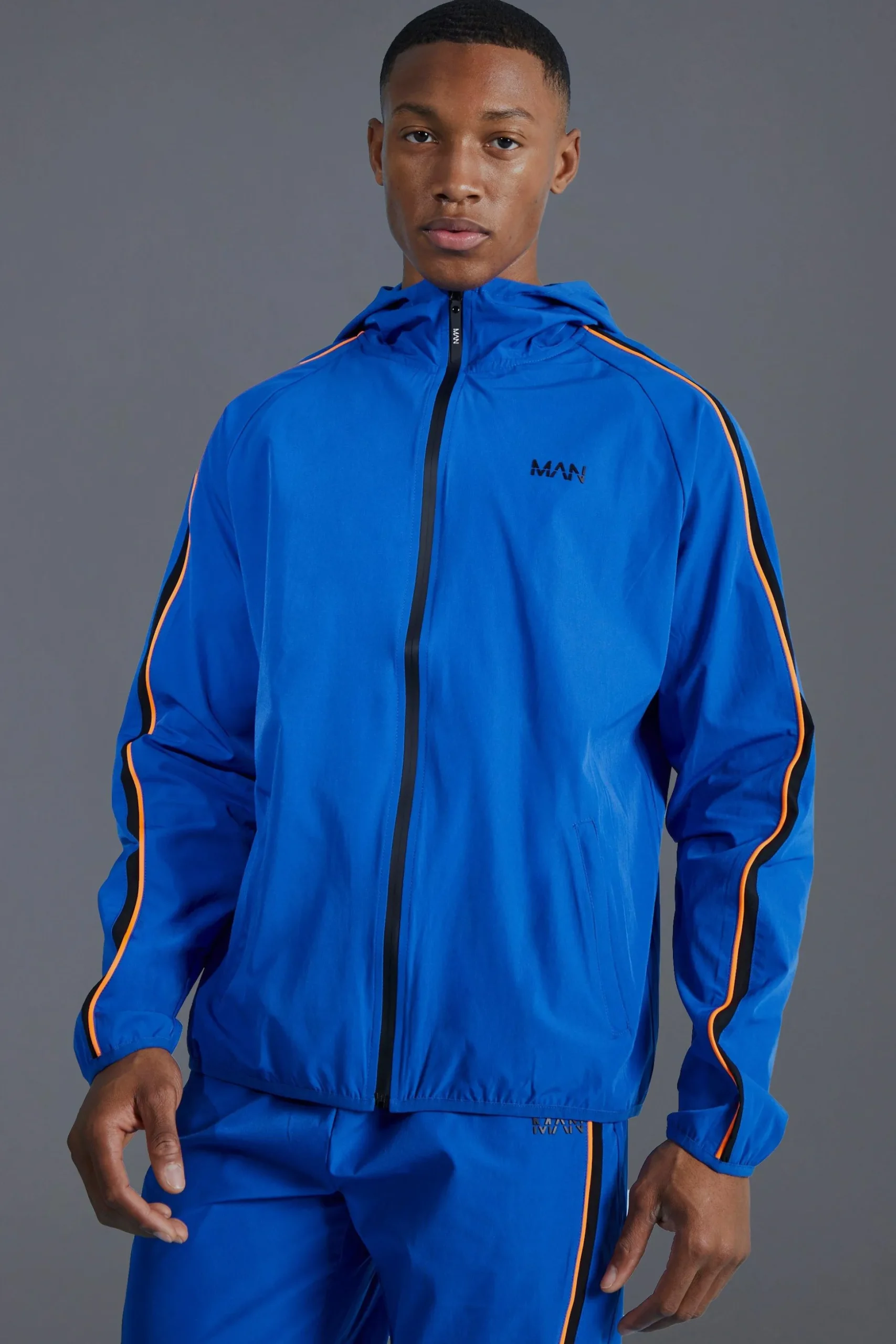 Man Active Colour Block Regular Fit Windbreaker | BoohooMAN UK