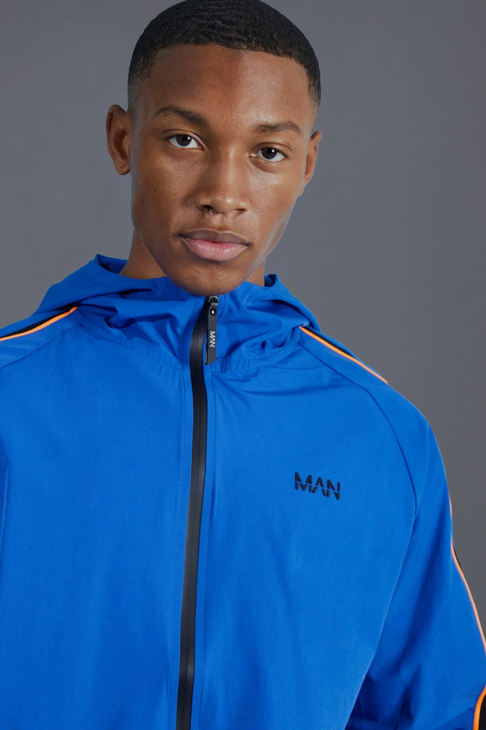 Man Active Colour Block Regular Fit Windbreaker | BoohooMAN UK