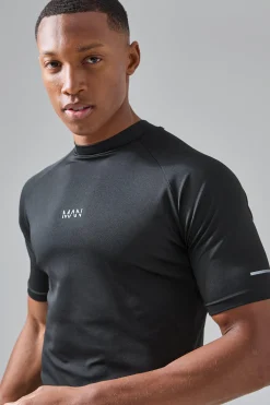 Man Active Compression T-shirt | BoohooMAN UK