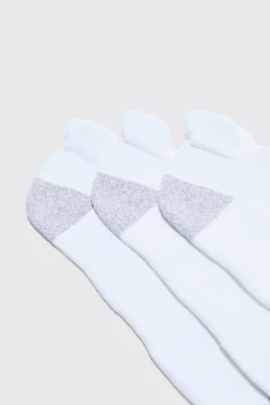Man Active Cushioned Training Trainer 3 Pack Socks | BoohooMAN UK