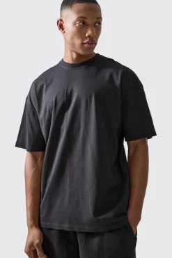 Man Active Golf Graphic Oversized T-shirt | BoohooMAN UK
