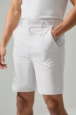 Man Active Golf 8.5inch Short | BoohooMAN UK