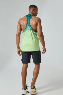 Man Active Green Gym Ombre Reg Fit Stringer Vest | BoohooMAN UK