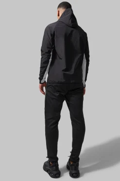 Man Active Gym Colour Block Regular Fit Windbreaker | BoohooMAN UK