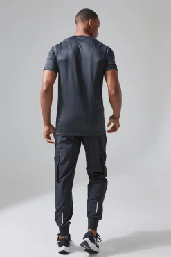 Man Active Gym Deep Rib Tech Tapered Cargo Pant | BoohooMAN UK