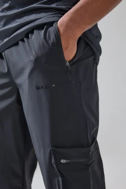 Man Active Gym Deep Rib Tech Tapered Cargo Pant | BoohooMAN UK