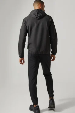 Man Active Gym Funnel Neck Regular Fit Windbreaker | BoohooMAN UK