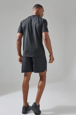 Man Active Gym Raglan Neon Logo Reg Fit T-shirt | BoohooMAN UK