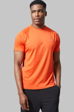Man Active Gym Raglan Slim Fit T-shirt | BoohooMAN UK