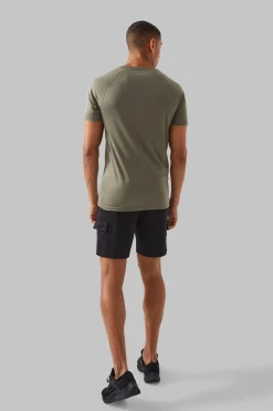 Man Active Gym Raglan T-Shirt | BoohooMAN UK