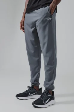 Man Active Gym Tapered Jogger | BoohooMAN UK