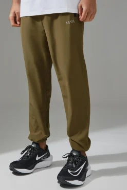 Man Active Gym Tapered Jogger | BoohooMAN UK