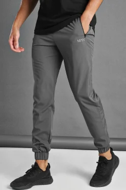 Man Active Gym Tapered Jogger | BoohooMAN UK
