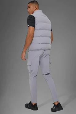 Man Active Gym Technical Tapered Cargo Jogger | BoohooMAN UK