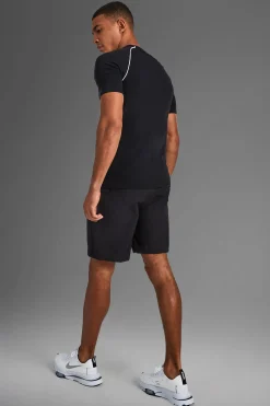 Man Active Gym Zip Pocket Regular Fit 5inch Shorts | BoohooMAN UK