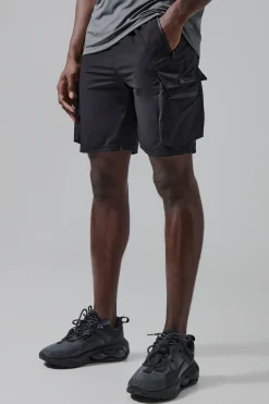 Man Active Lightweight 2 Pack 5inch Cargo Shorts | BoohooMAN UK