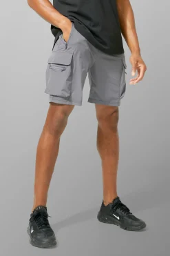 Man Active Lightweight 5inch Slim Cargo Shorts | BoohooMAN UK