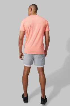 Man Active Lightweight Performance Regular Fit T-shirt | BoohooMAN UK