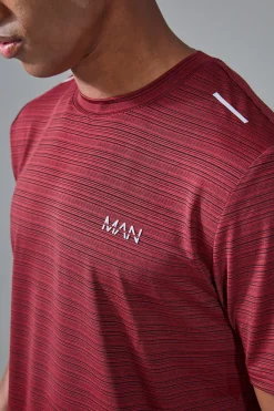 Man Active Lightweight Performance T-shirt | BoohooMAN UK