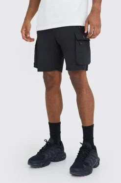 Man Active Lightweight Regular Fit 5inch Cargo Shorts | BoohooMAN UK