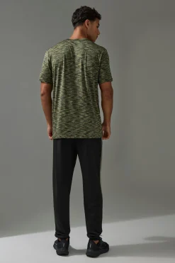 Man Active Lightweight Space Dye Marl Short Sleece T-shirt | BoohooMAN UK