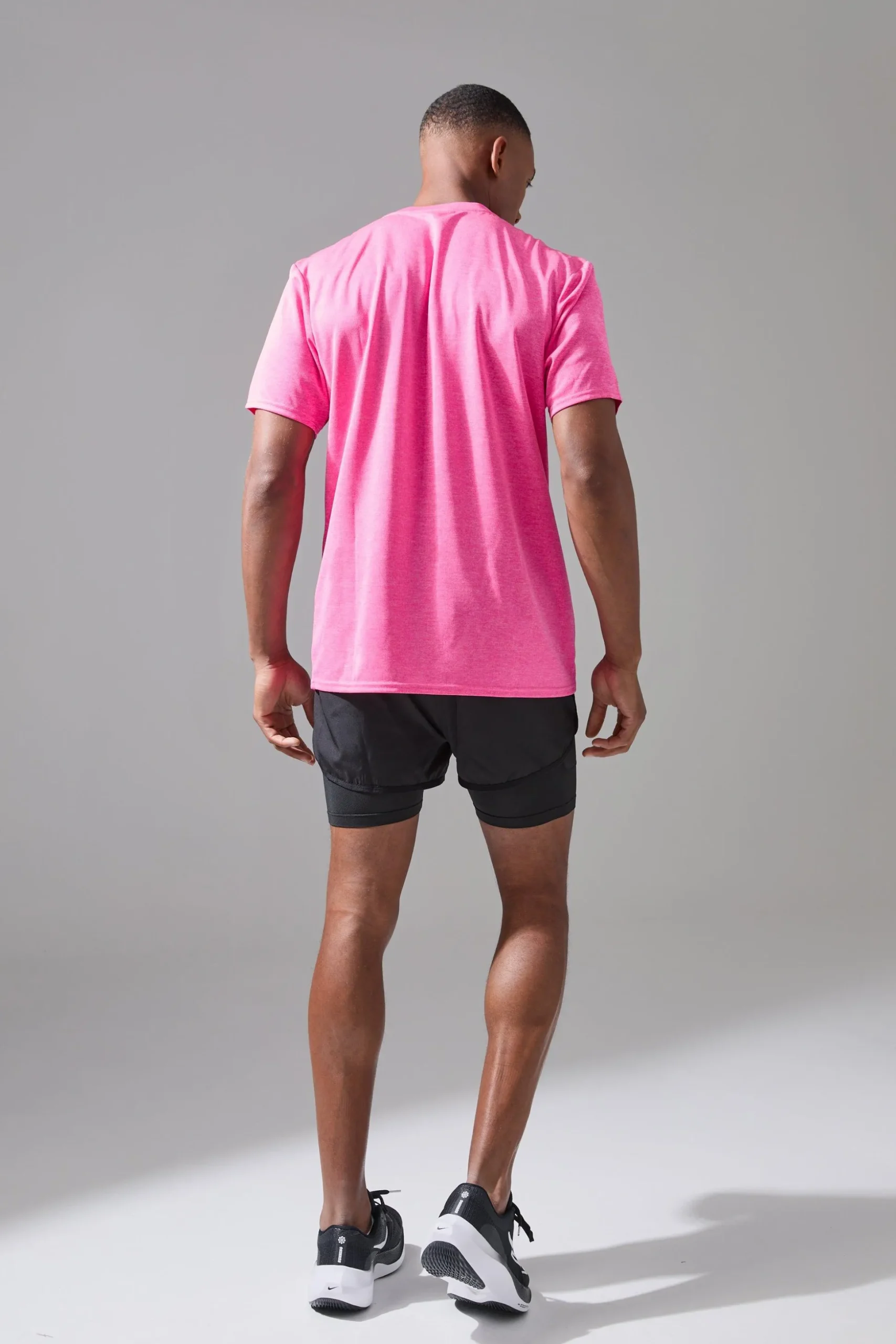 Man Active Marl Performance T-shirt | BoohooMAN UK