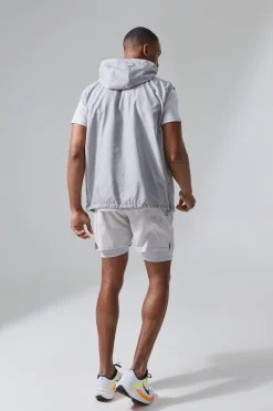 Man Active Mesh Lined Hooded Regular Fit Gilet | BoohooMAN UK
