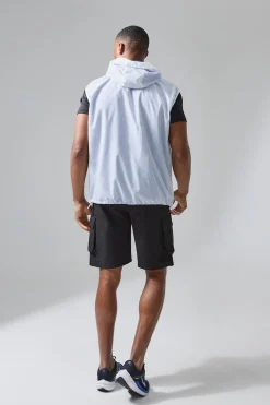 Man Active Mesh Lined Hooded Regular Fit Gilet | BoohooMAN UK