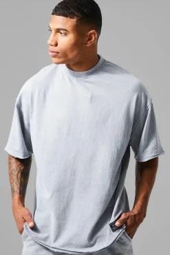 Man Active Oversized Acid Wash Raw T-shirt | BoohooMAN UK