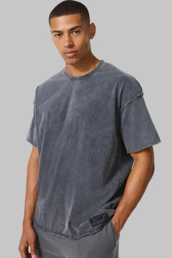 Man Active Oversized Acid Wash Raw T-shirt | BoohooMAN UK