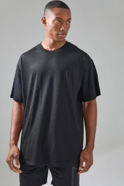 Man Active Oversized Teddy Basketballer Graphic T-shirt | BoohooMAN UK