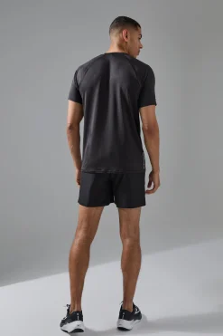 Man Active Performance Pro Raglan Gym T-shirt | BoohooMAN UK