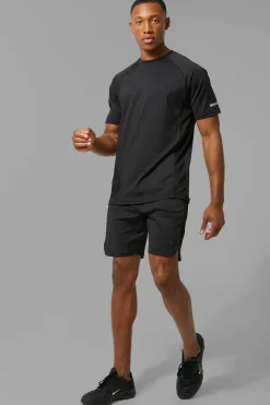 Man Active Performance T Shirt & Short Set | BoohooMAN UK