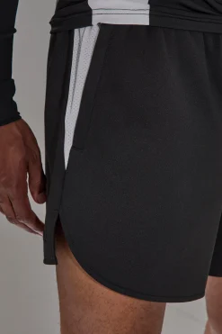 Man Active Pro 5inch Side Split Runner Shorts | BoohooMAN UK