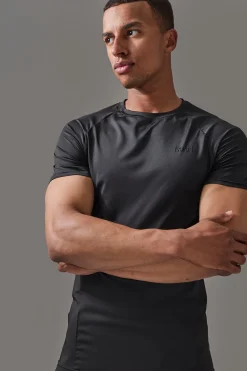 Man Active Pro Muscle Fit T-shirt | BoohooMAN UK