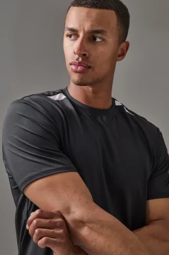 Man Active Pro Regular Fit T-shirt | BoohooMAN UK
