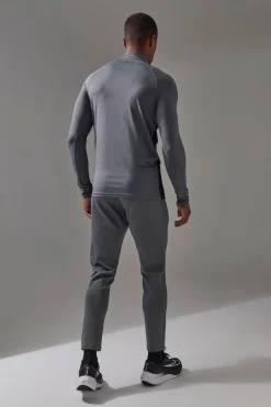 Man Active Pro Tapered Skinny Fit Jogger | BoohooMAN UK