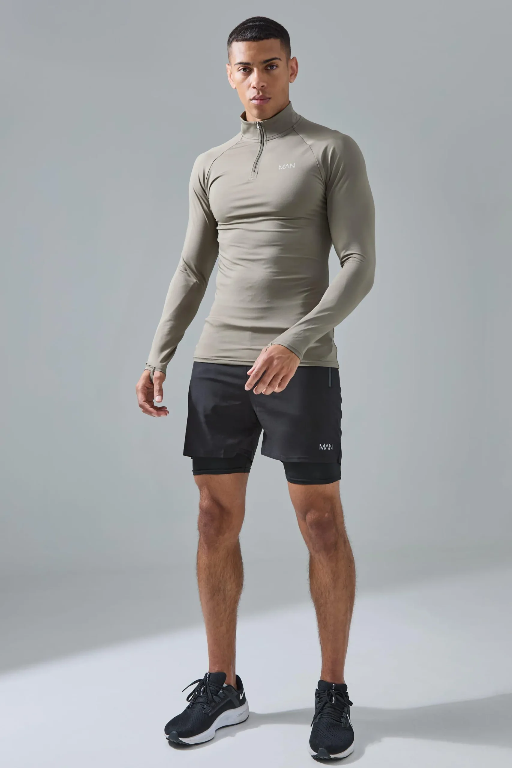 Man Active Quarter Zip 2-in-1 Short Tracksuit | BoohooMAN UK