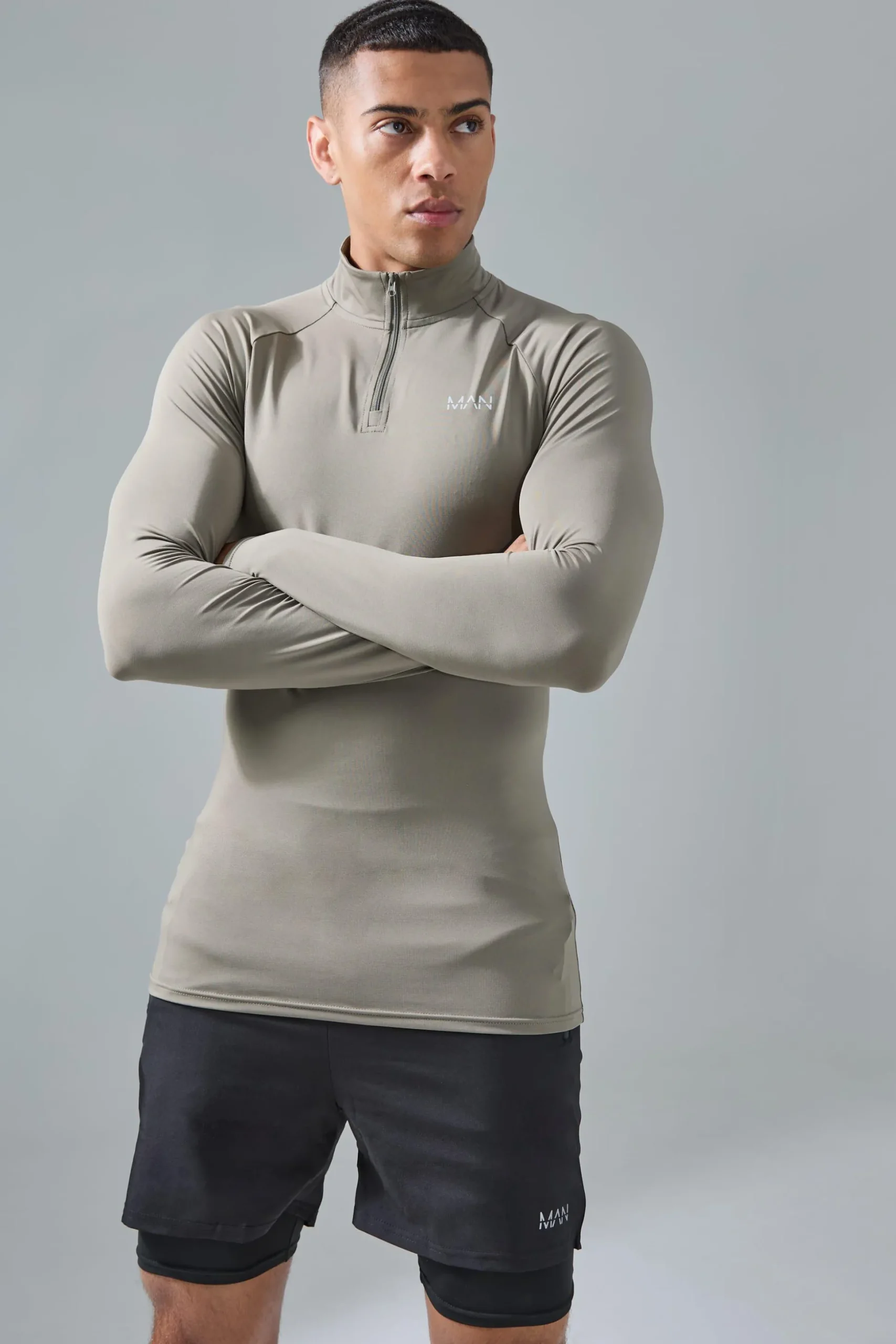 Man Active Quarter Zip 2-in-1 Short Tracksuit | BoohooMAN UK