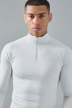 Man Active Quarter Zip 2-in-1 Short Tracksuit | BoohooMAN UK