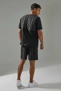 Man Active Quilted Gilet | BoohooMAN UK