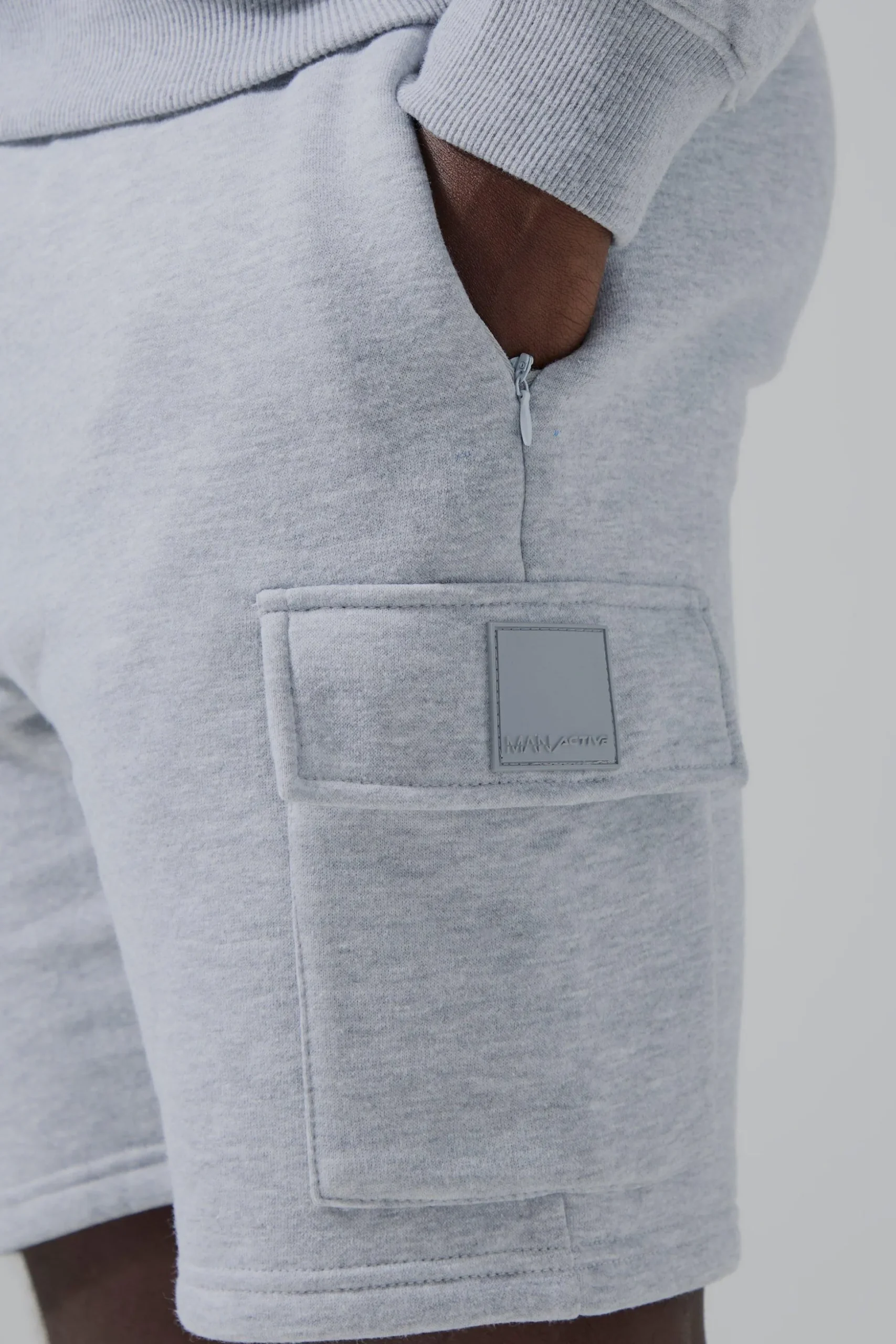 Man Active Regular Fit 5inch Cargo Shorts | BoohooMAN UK