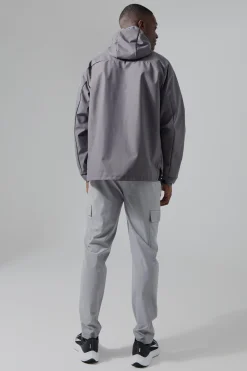 Man Active Regular Fit Trail Windbreaker | BoohooMAN UK