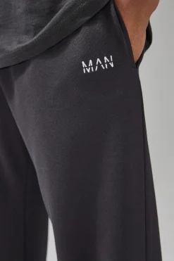 Man Active Relaxed Man Dash Jogger | BoohooMAN UK